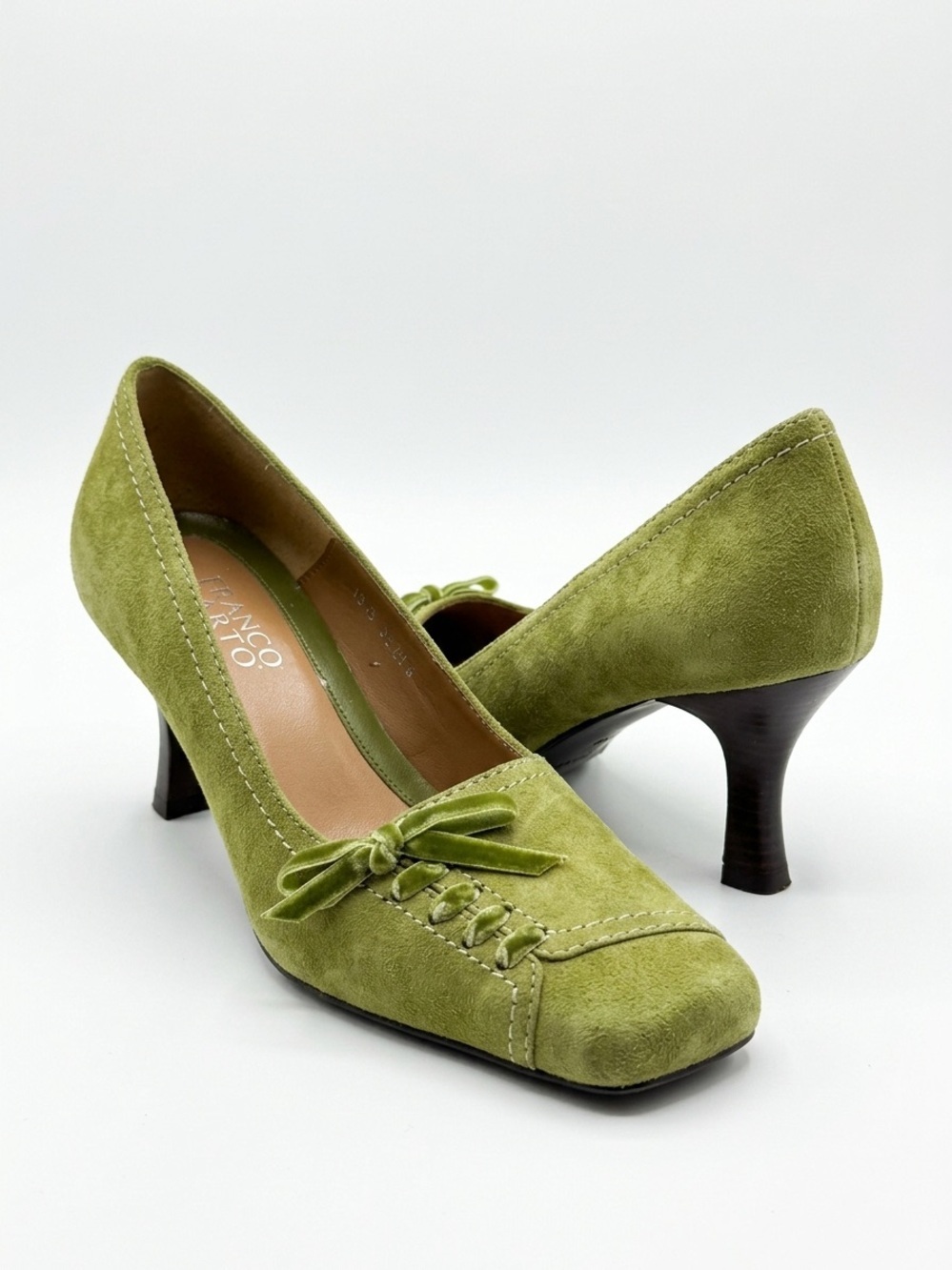 Franco Sarto L-Balzar Green Suede Kitten Heels Size 7.5 Excellent Condition